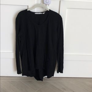 Long sleeve slanted hem shirt